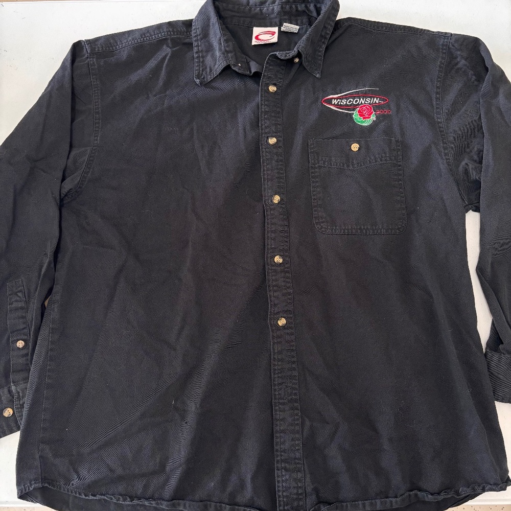 VTG Cadre Athletic Wisconsin 2000 Rose Bowl Long Sleeve ButtonDown Shirt Size XL